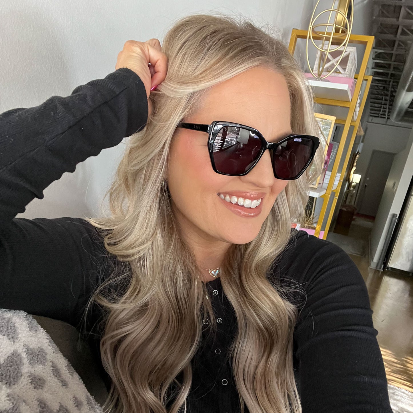 customer content - lovefashionably_ wearing diff eyewear featuring the vera cateye sunglasses with a black frame and grey lenses front view