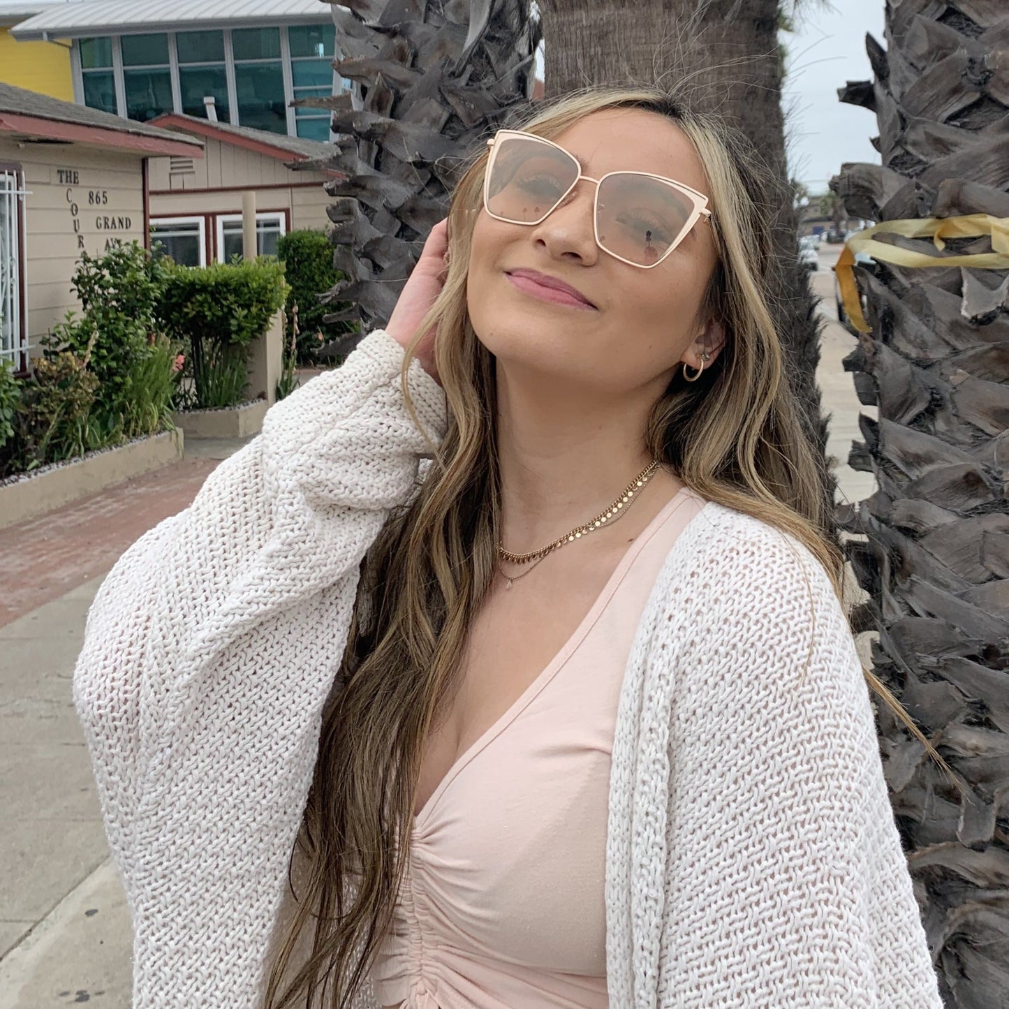 Customer Content - Amberly wearing the becky gold and flash brown gradient