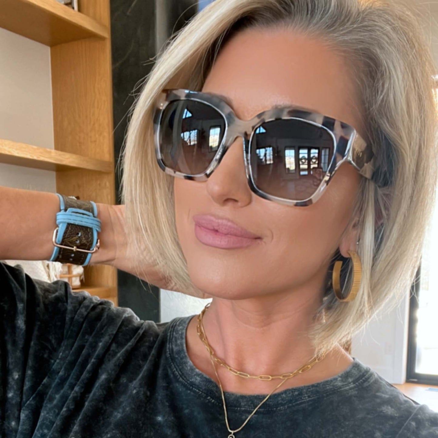 customer content - kaylee rogers wearing the bella ii cream tortoise and grey gradient