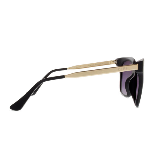 diff eyewear bella matte black frame with pink mirror polarized lenses sunglasses side view