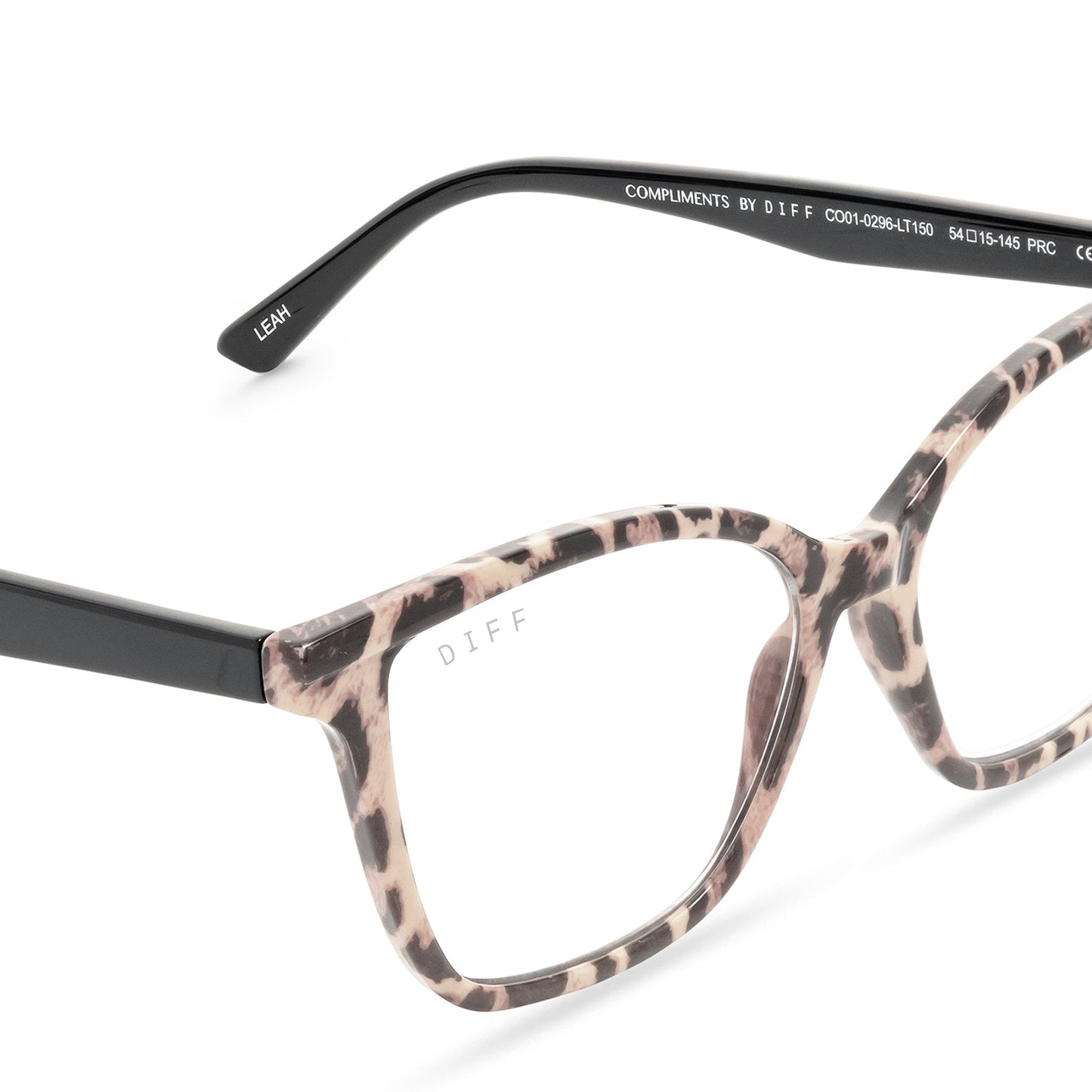 LEAH - LEOPARD TORTOISE + BLUE LIGHT READERS DETAIL