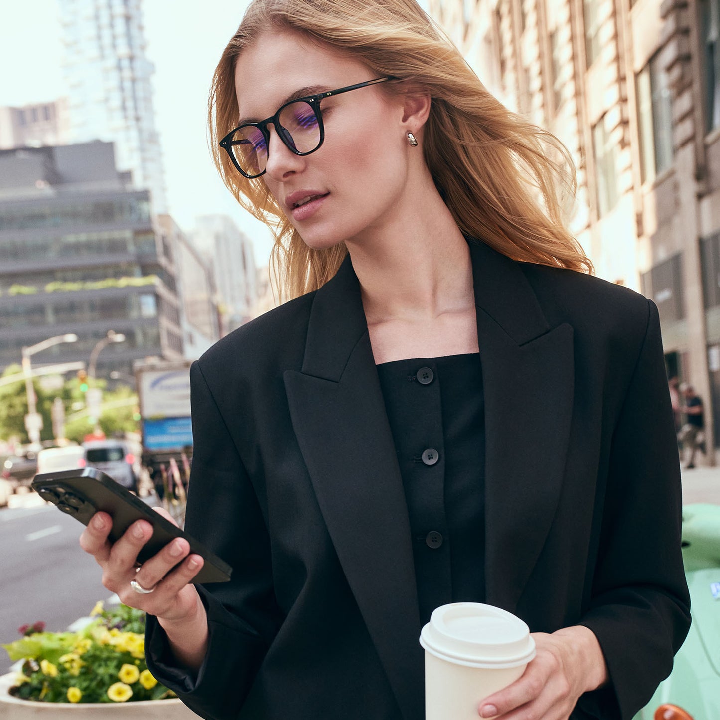 on model - female wearing the maxwell in black and blue light
