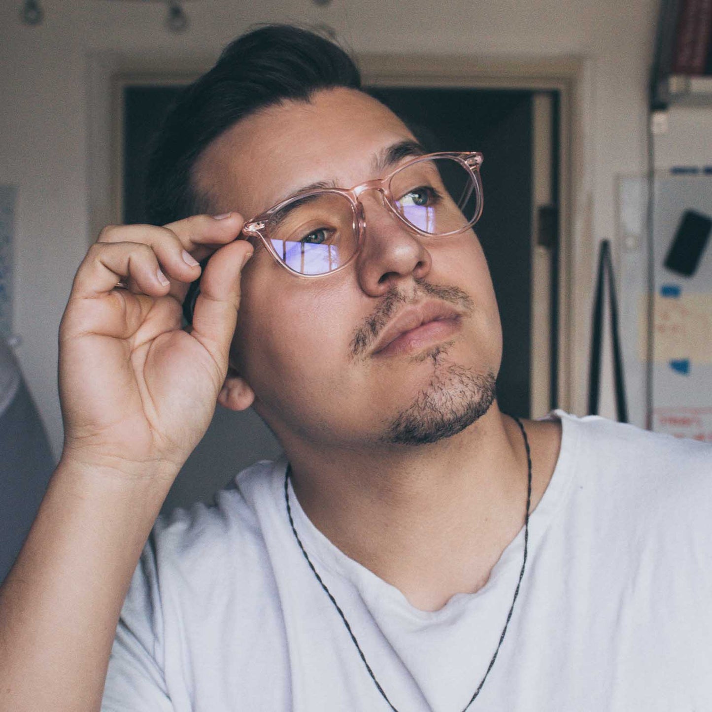 Customer Content - male wearing the jaxson roe crystal and blue light