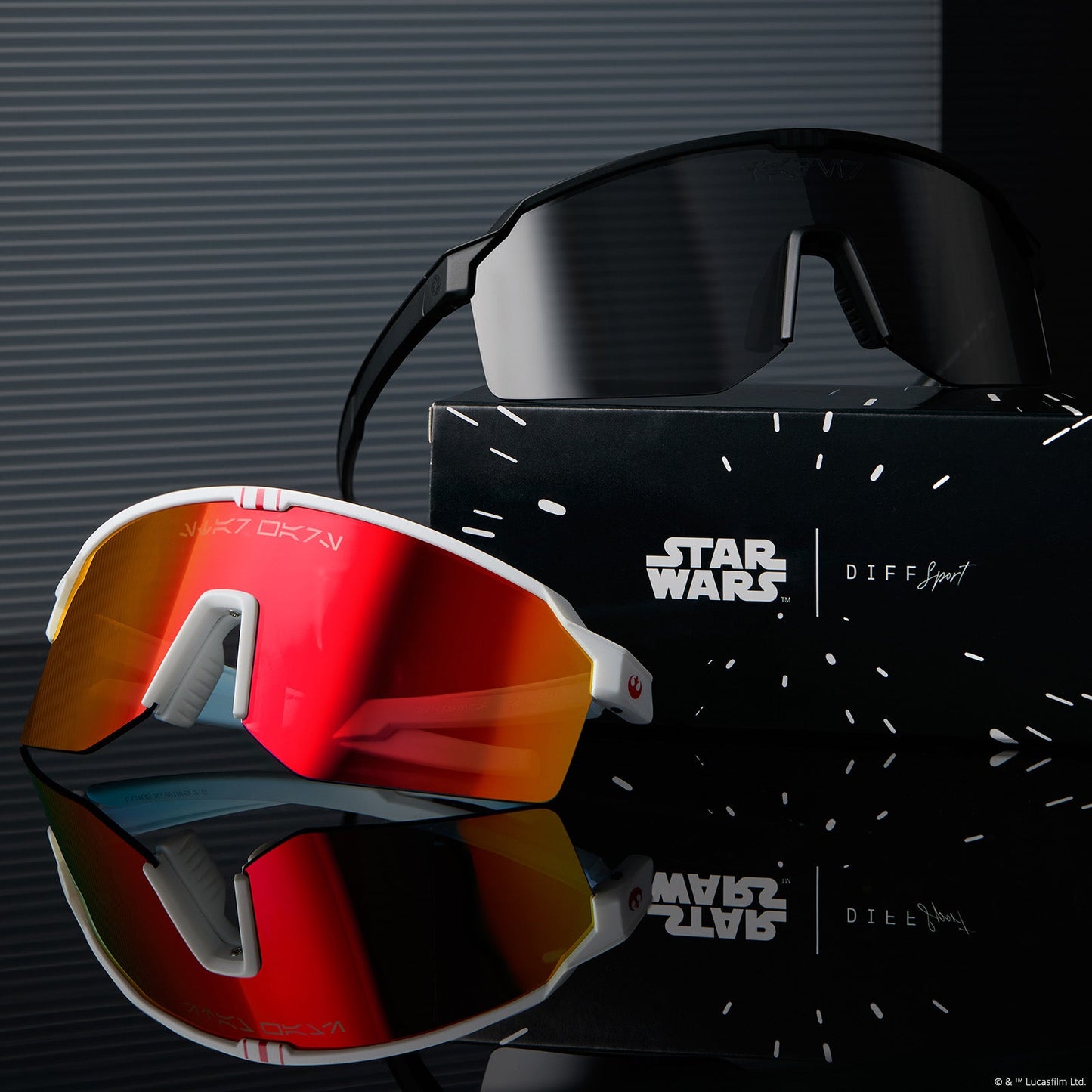 lifestyle - star warsâ„¢ x diff sport featuring the darth vaderâ„¢ 4.0 shield and luke skywalker shield sunglasses