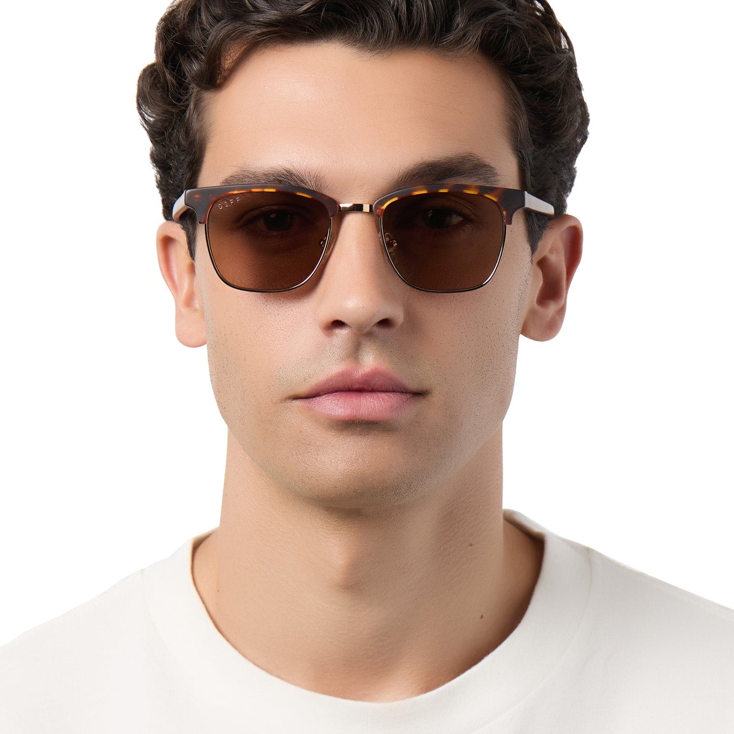on model - male wearing diff eyewear biarritz square sunglasses with a rich tortoise/gold frame and brown polarized lenses front view