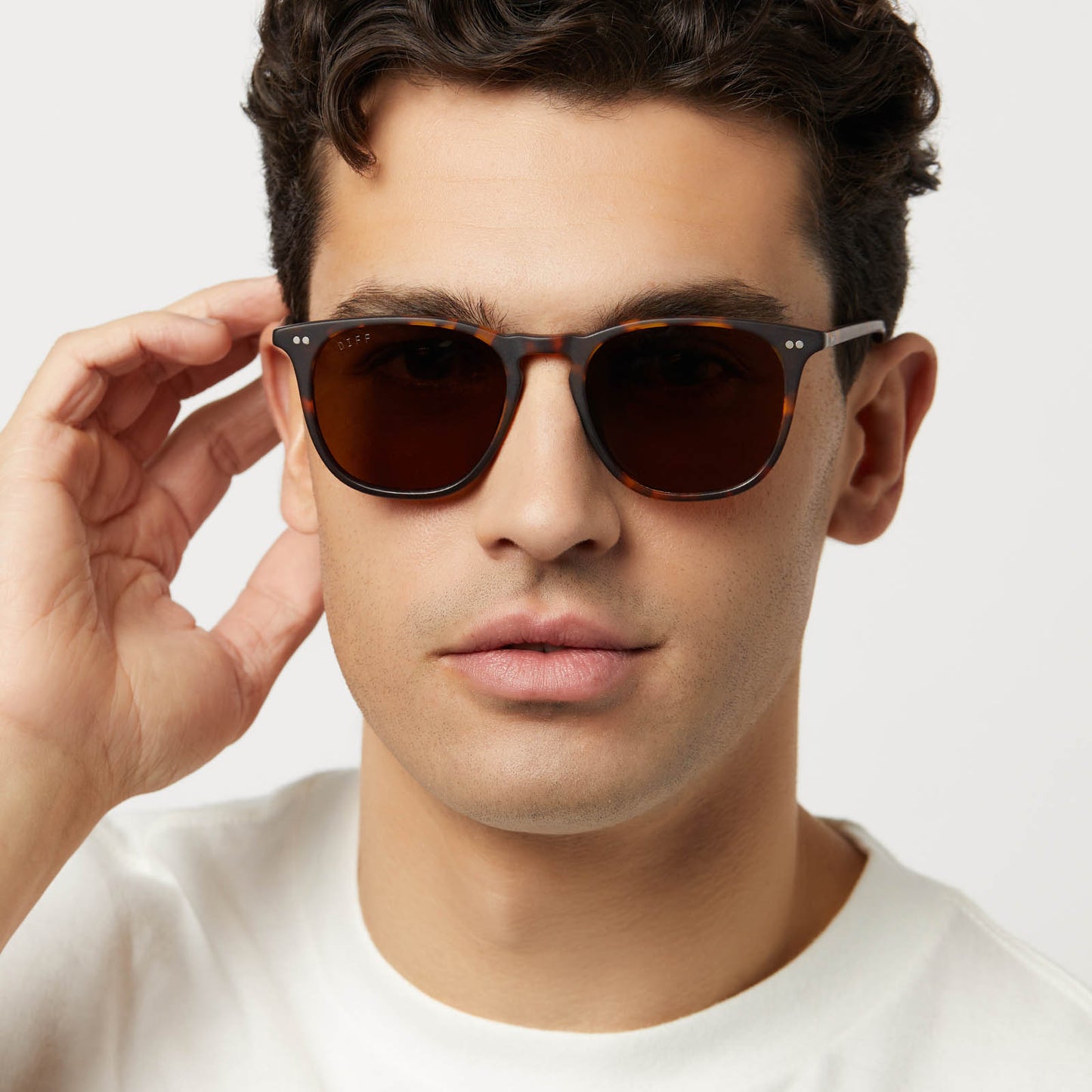on model - male wearing diff eyewear featuring the maxwell xl square sunglasses with a matte rich tortoise frame and brown polarized lenses front view
