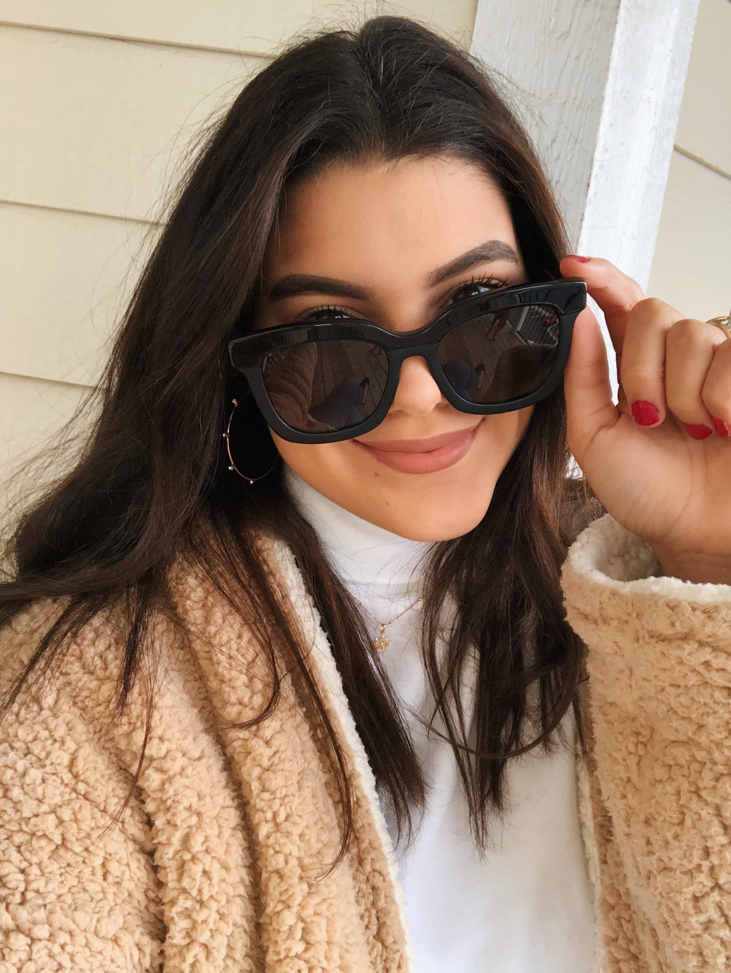 customer content - Azy wearing the carson in black and dark smoke
