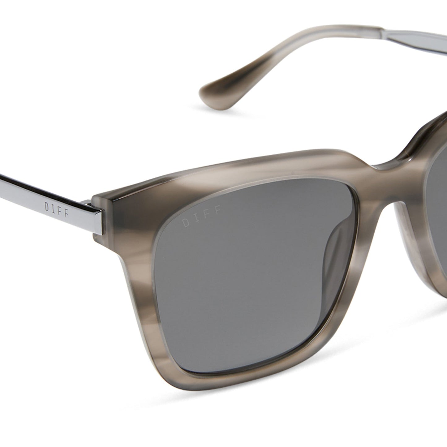 diff eyewear featuring the bella square sunglasses with a smoke marble frame and grey polarized lenses detailed view