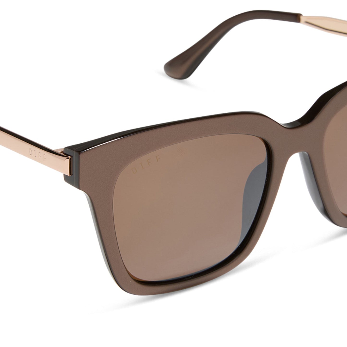 diff eyewear featuring the bella xs square sunglasses with a moscow mule brown opalescent frame and brown w/ gold flash lenses detailed view