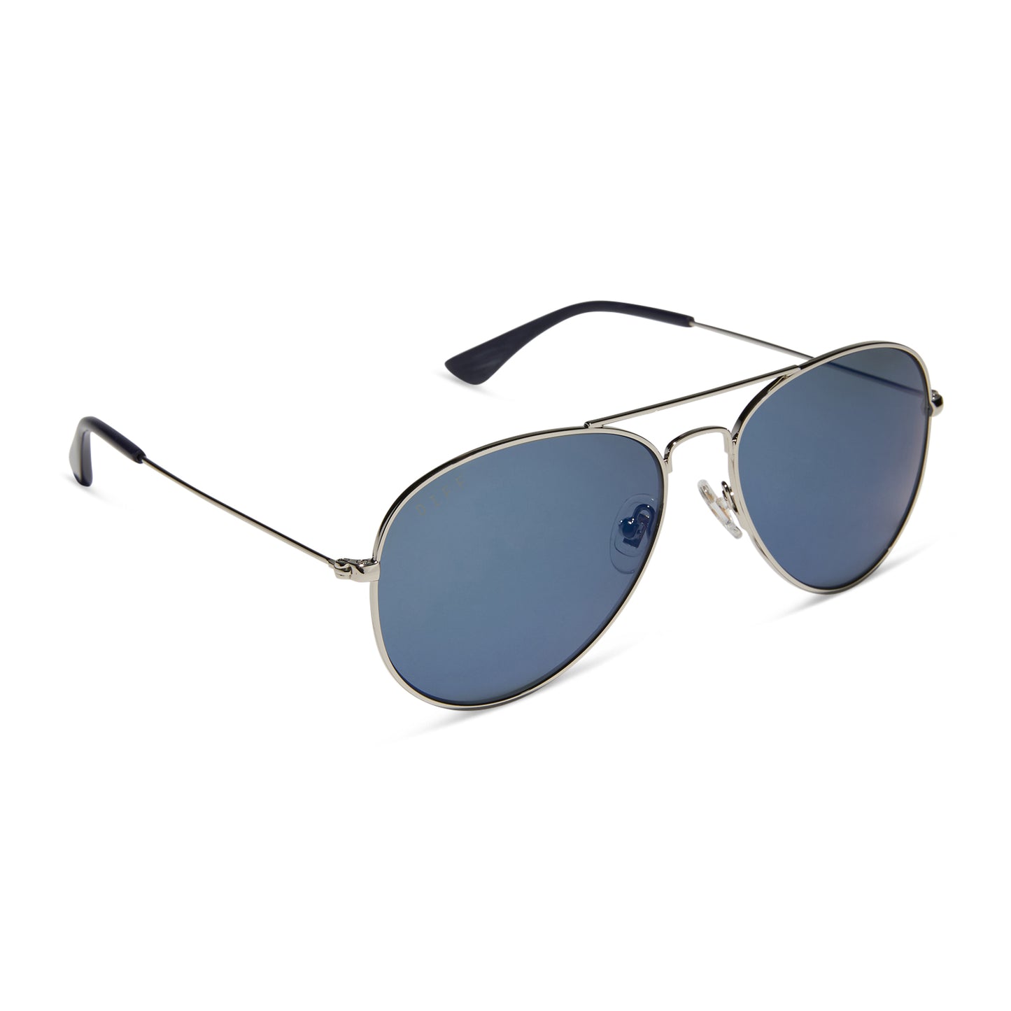 diff eyewear wholesale cruz aviator sunglasses with a silver frame and midnight blue mirror lenses angled view