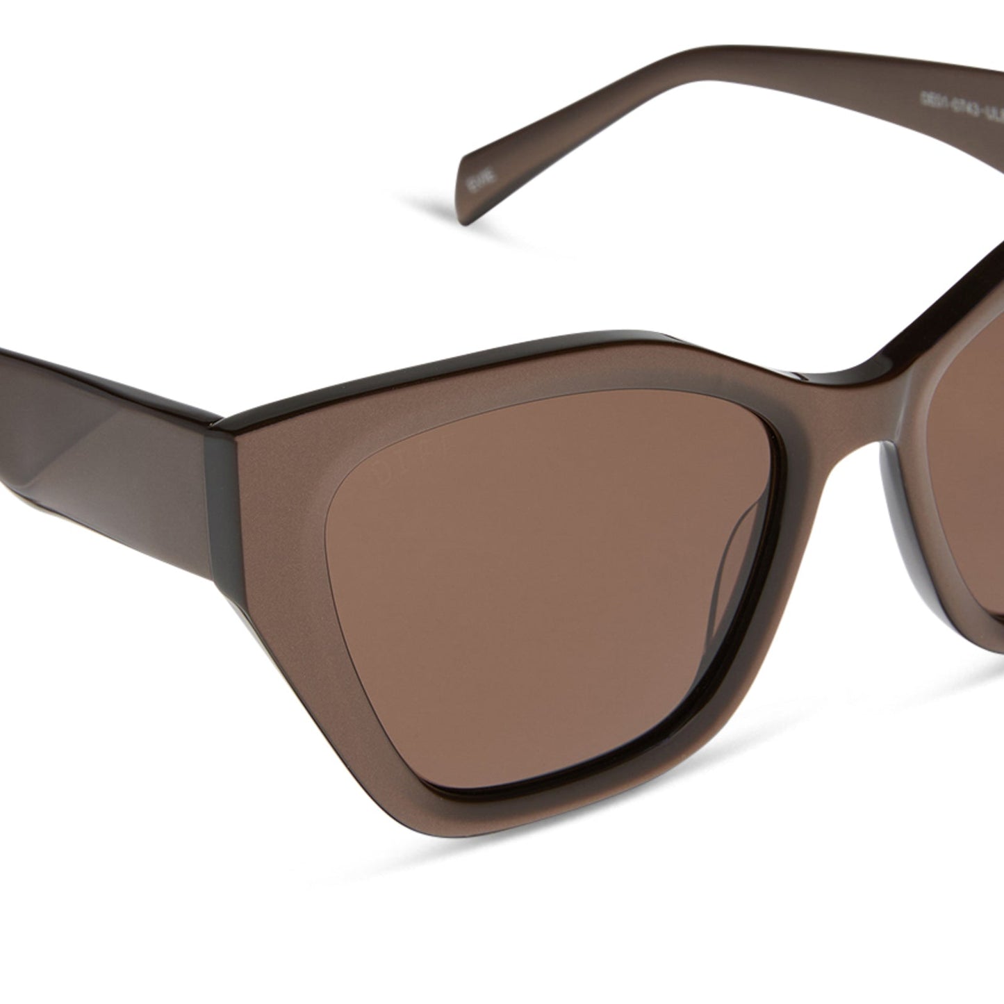 diff eyewear featuring the evie cat eye sunglasses with a moscow mule frame and brown lenses detailed view
