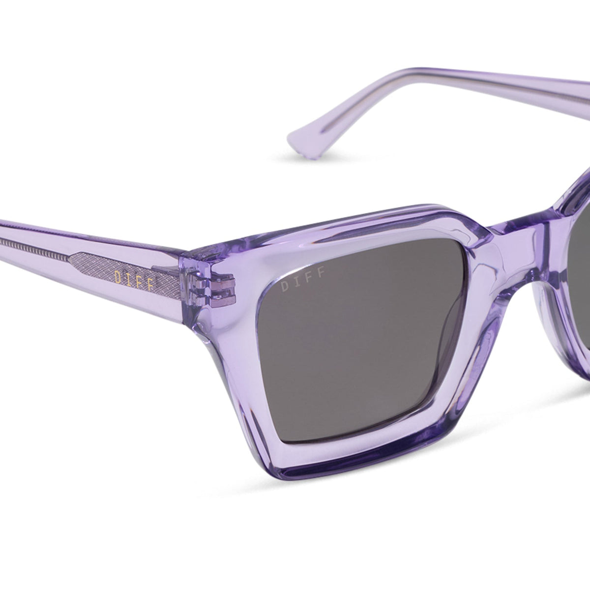 diff eyewear greer square sunglasses with a lilac crystal purple acetate frame and grey polarized lenses detailed view