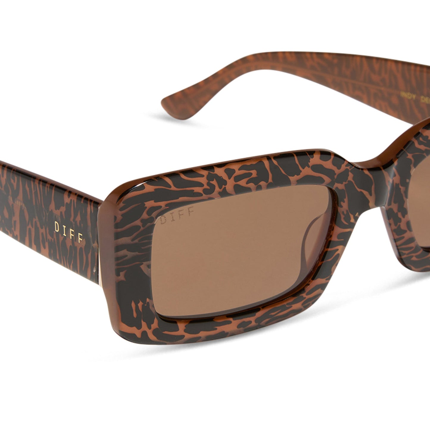 diff eyewear featuring the indy rectangle sunglasses with a animal print frame and brown lenses detailed view