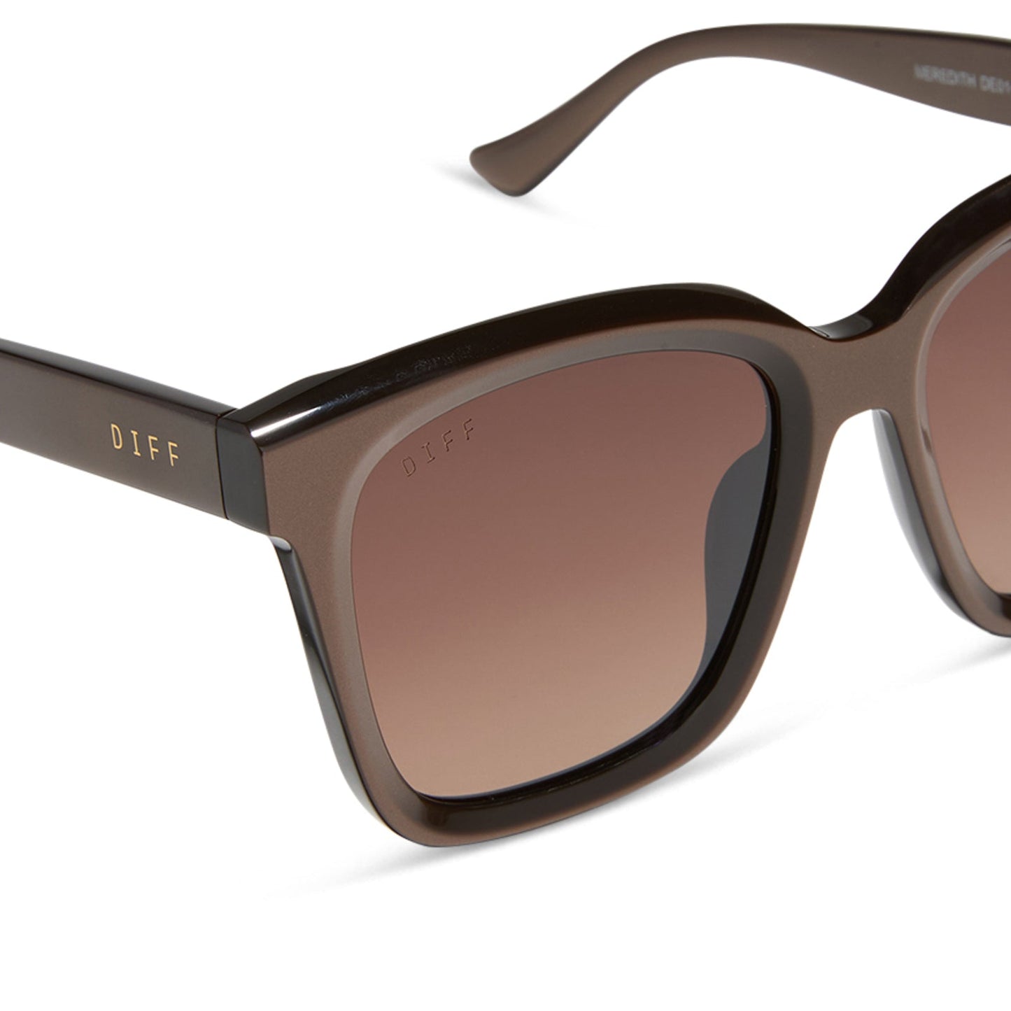diff eyewear featuring the meredith square sunglasses with a moscow mule frame and brown gradient gold flash polarized lenses detailed view