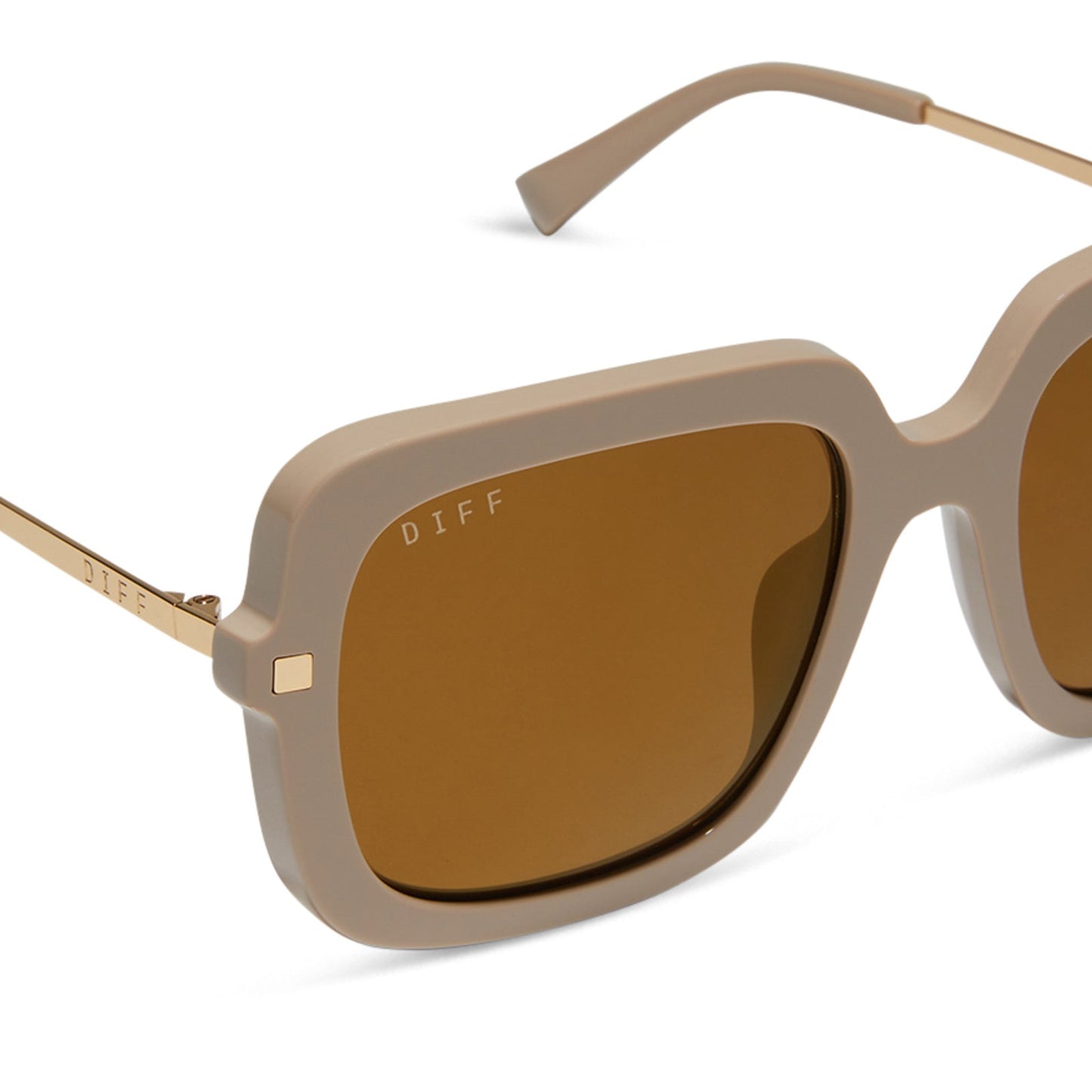 diff eyewear featuring the sandra square sunglasses with a almond frame and brown gold flash lenses detailed view