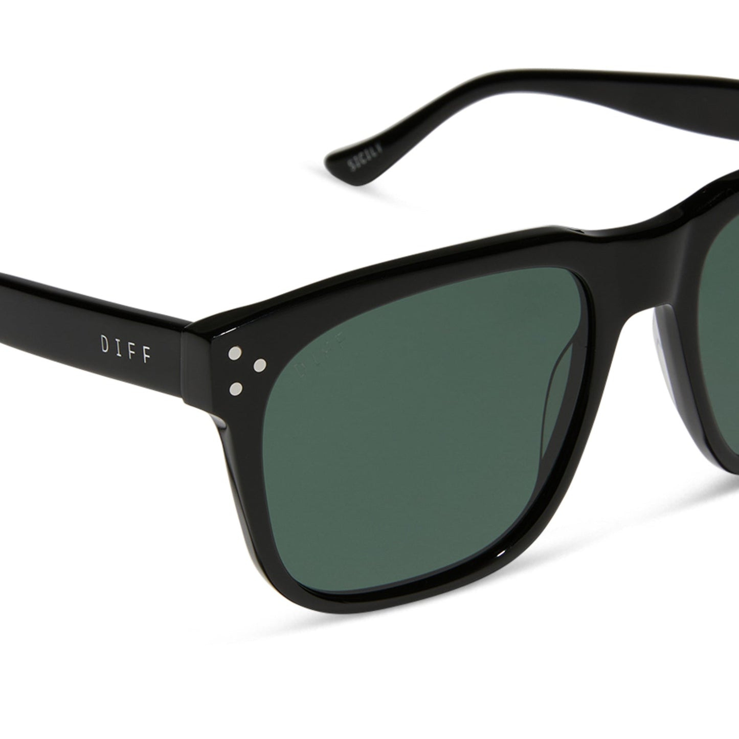 jessie james decker x diff eyewear featuring the sicily square sunglasses with a black frame and grey lenses detailed view
