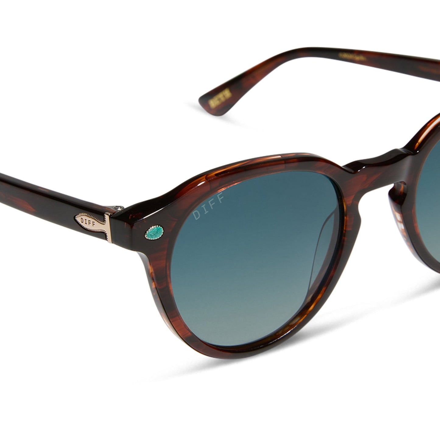 diff eyewear yellowstone beth sunglasses sequoia & blue green gradient detailed view
