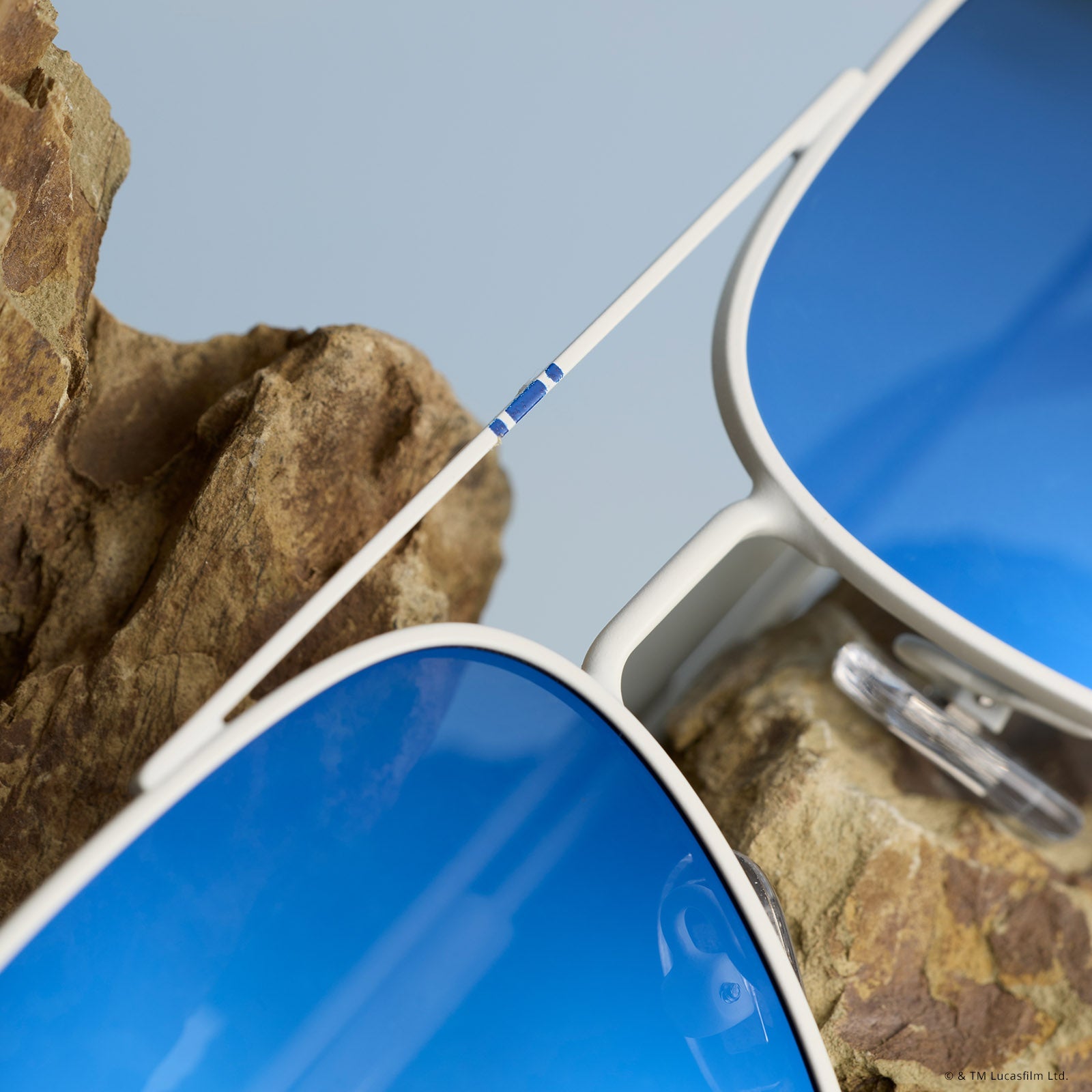 still life - star wars x diff eyewear featuring the blue squadron rebel pilot navigator sunglasses detailed view of bridge