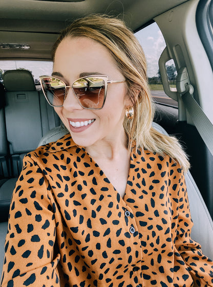 Customer Content - Britt wearing the becky gold and flash brown gradient