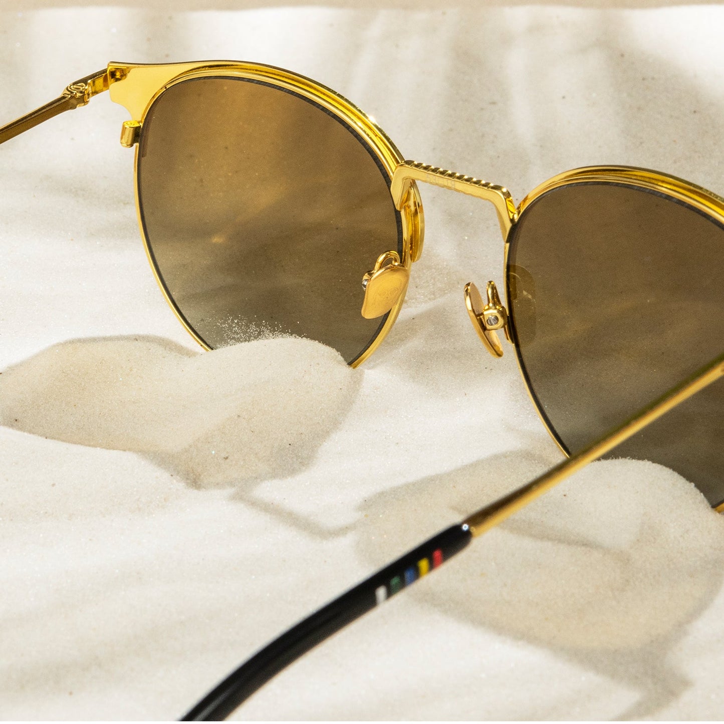 C3P0 PROTOCOL GOLD TATOOINE DESERT POLARIZED detail