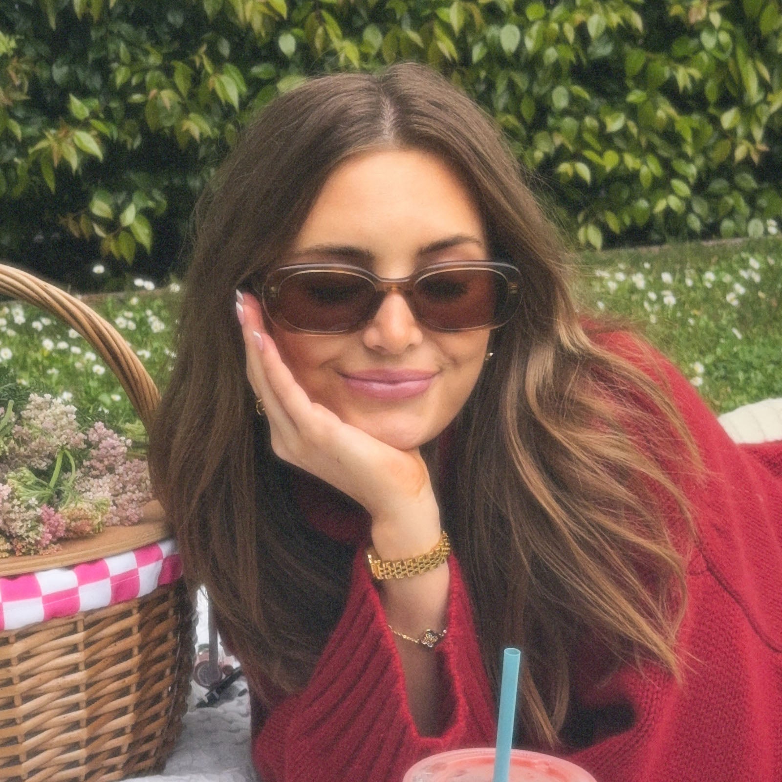 lifestyle - aspyn ovard x diff eyewear female wearing the cove oval prescription sunglasses with a tortoise frame front view