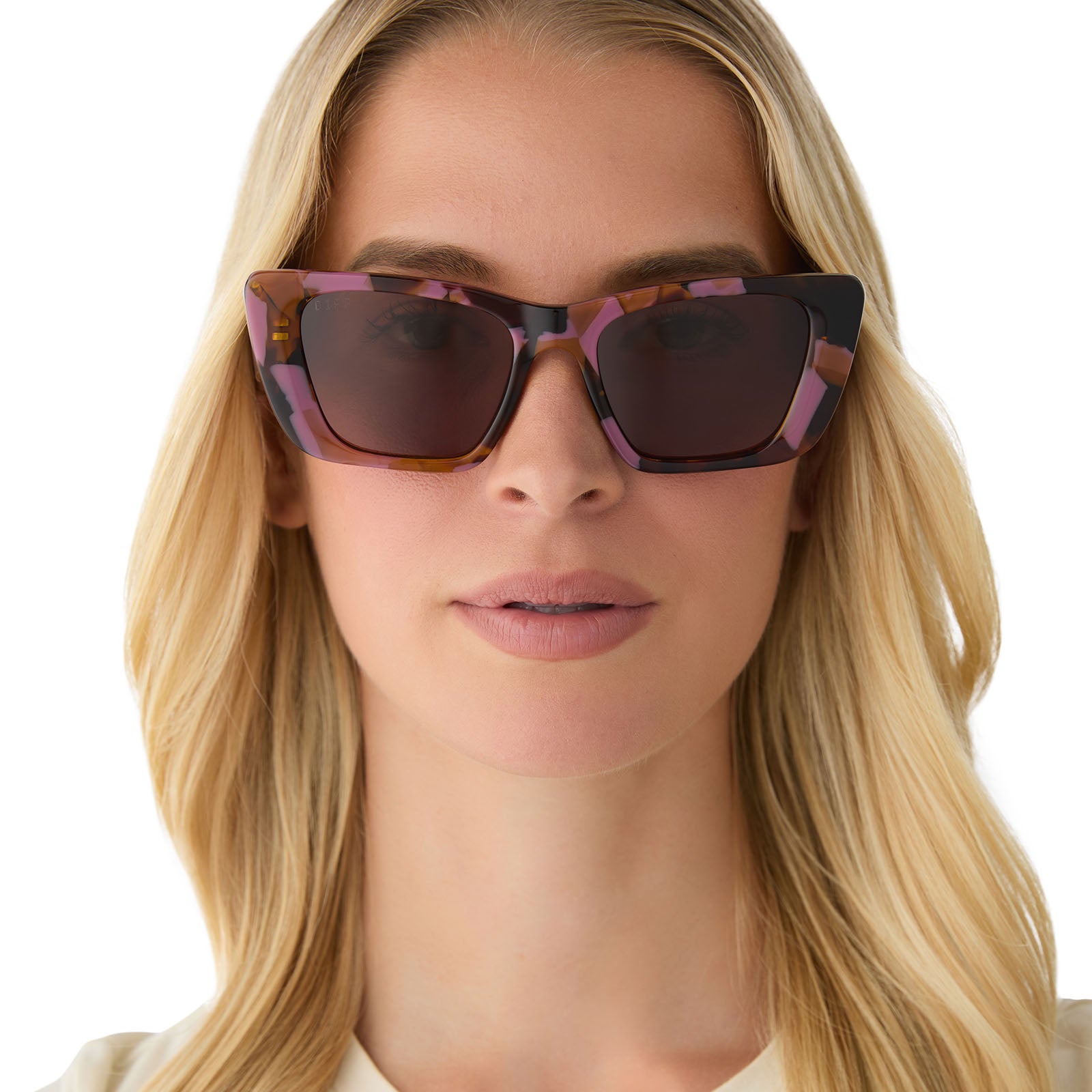 on model - female wearing diff eyewear featuring the aura square sunglasses with a torino tortoise frame and brown lenses front view