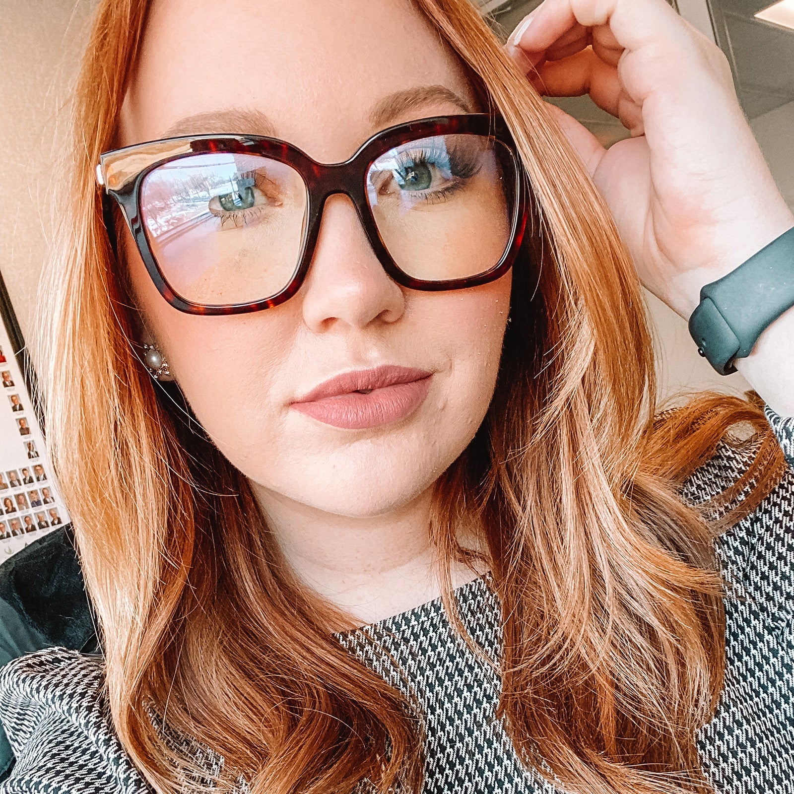 customer content - model wearing bella - tortoise + blue light glasses