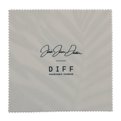 jessie james decker x diff eyewear cleaning cloth