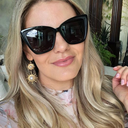 customer content - laurenerrob wearing becky ii black sunglasses