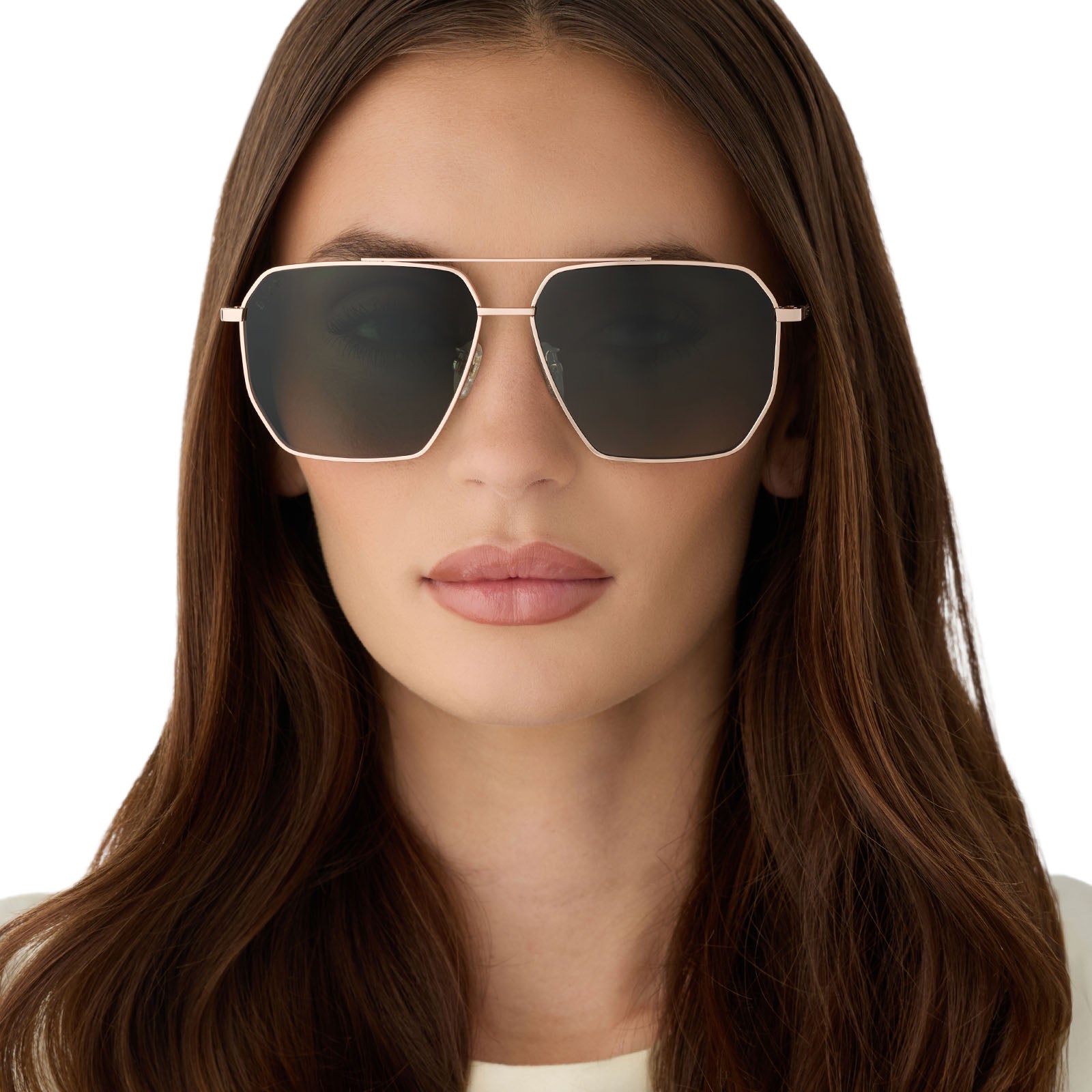 on model - female wearing diff eyewear featuring the berkely navigator sunglasses with a champagne gold (light gold) metal frame and aloe green gradient polarized lenses front view