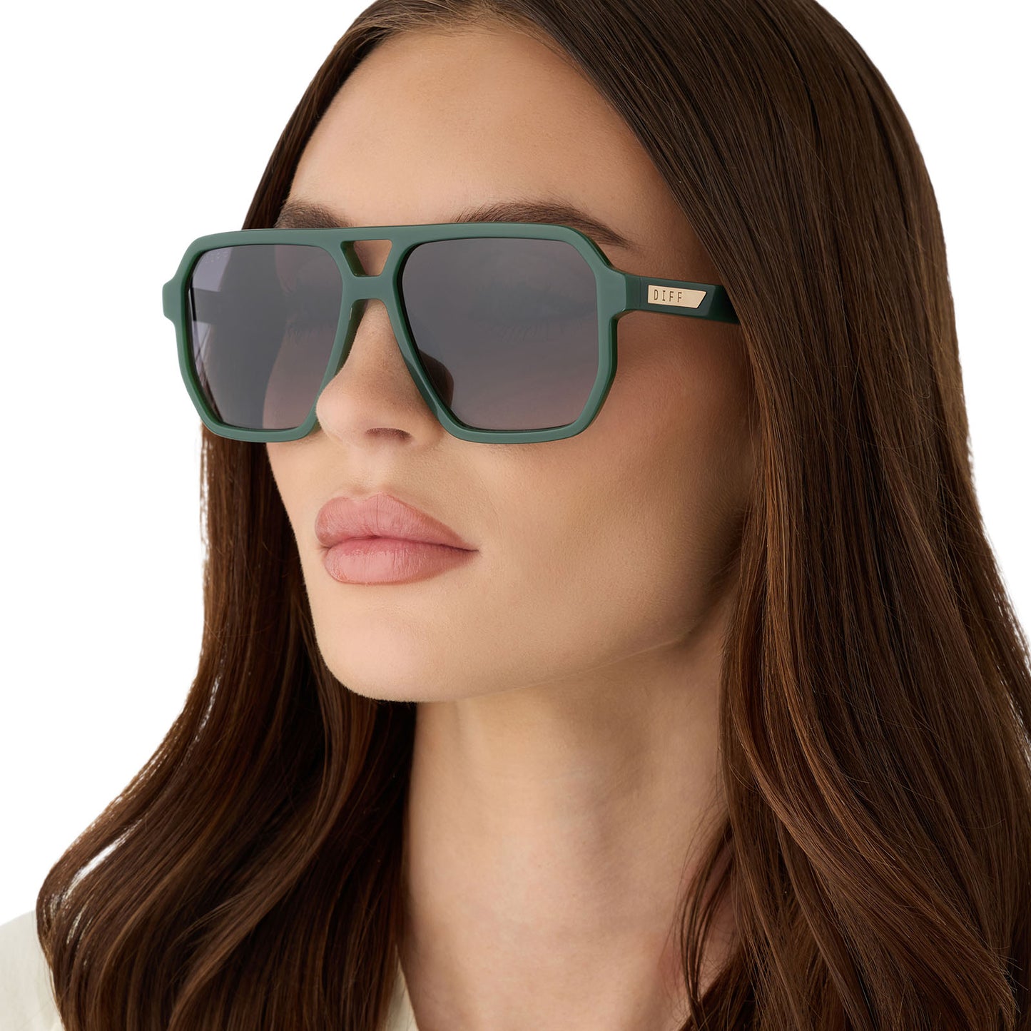 on model - female wearing diff eyewear cameron navigator sunglasses in a fairway green acetate frame with grey gradient polarized lenses angled view