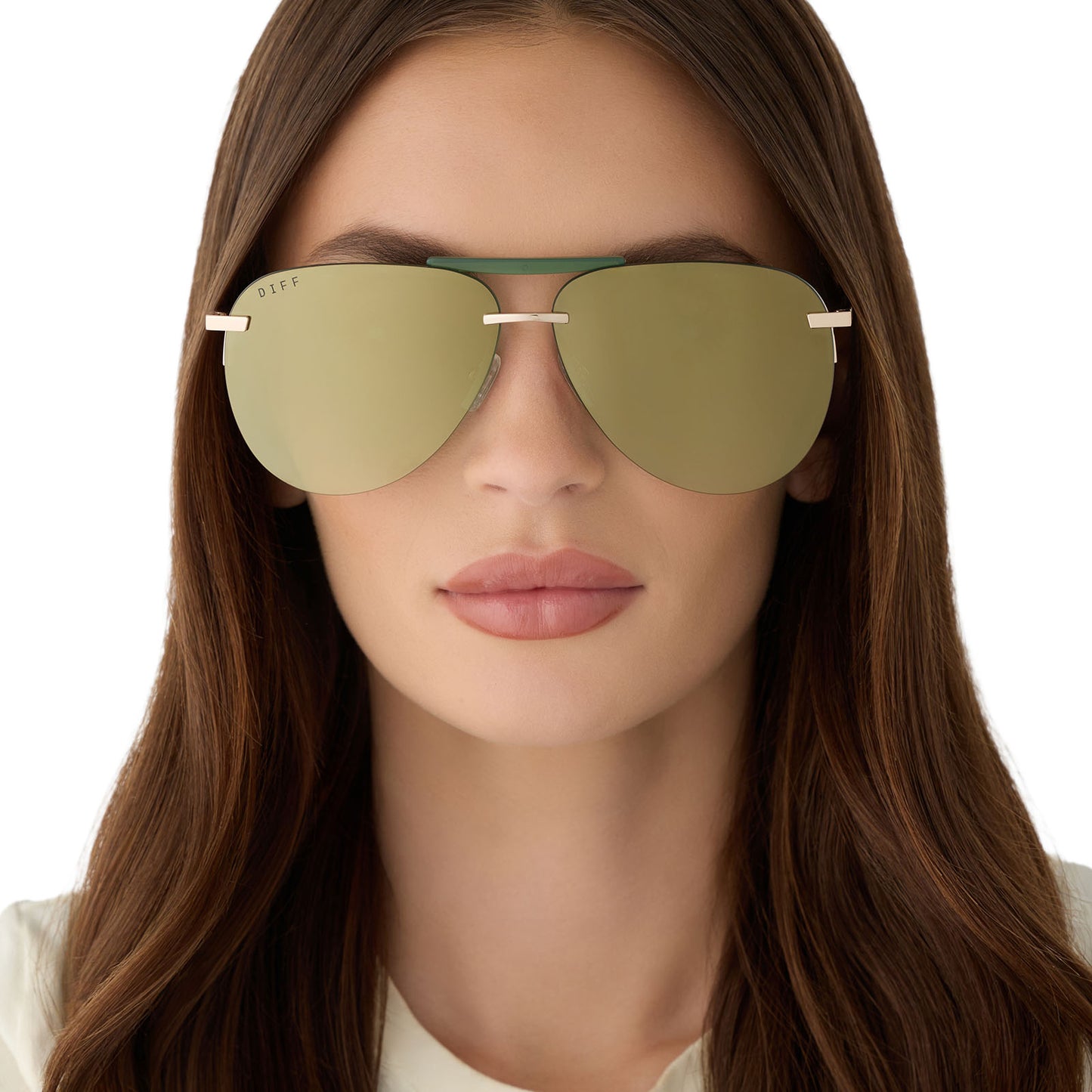 on model - female wearing diff eyewear featuring the tahoe aviator sunglasses with a gold metal and green accent frame with a aloe green gradient and light gold flash polarized sunglasses front view