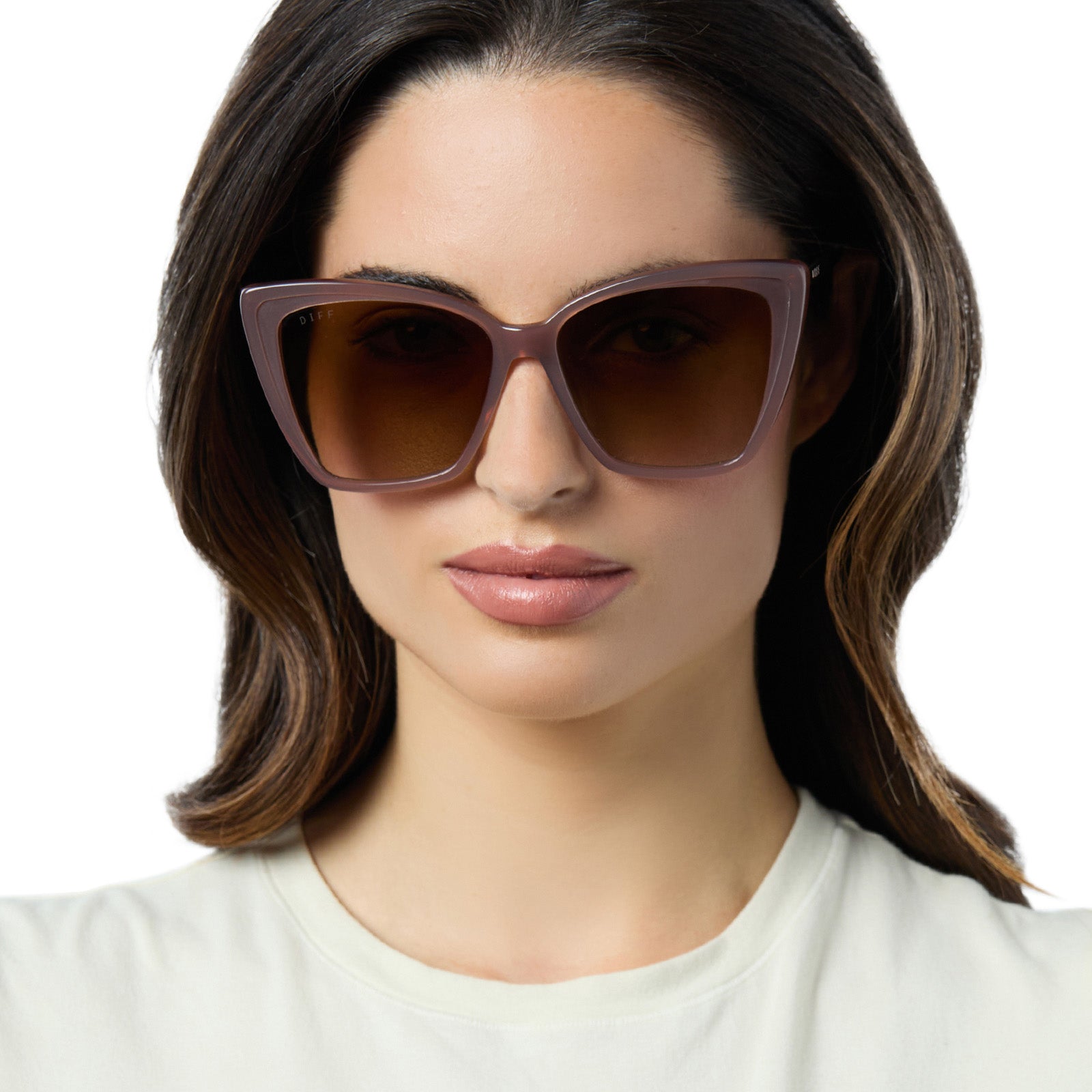 on model - female wearing diff eyewear becky ii oversized cat eye sunglasses with a macchiato brown frame and brown gradient polarized lenses front view