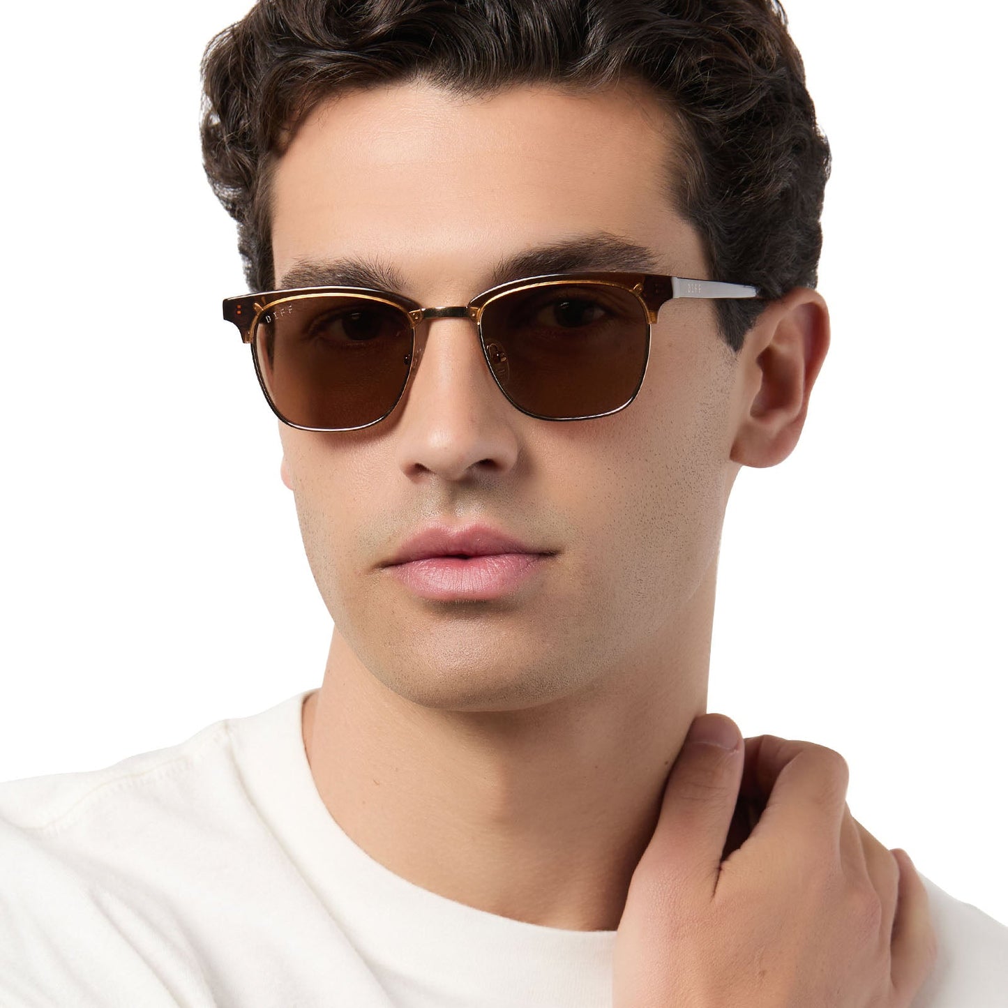 on model - male wearing diff eyewear biarritz square sunglasses with a whiskey/gold frame and brown polarized lenses front view