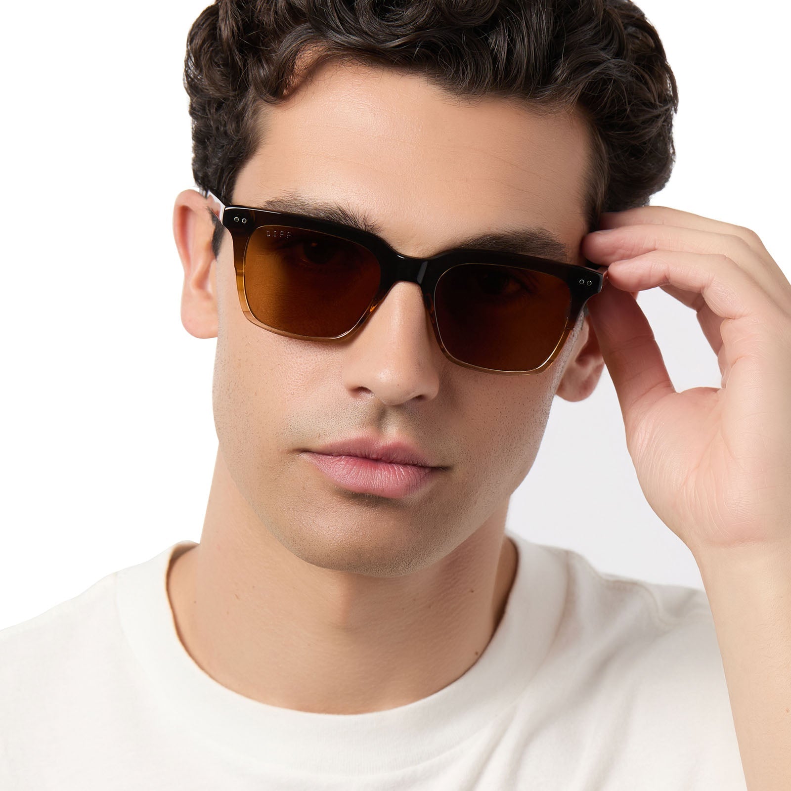 on model - male wearing diff eyewear billie square sunglasses with a mocha brown gradient frame and brown polarized lenses front view