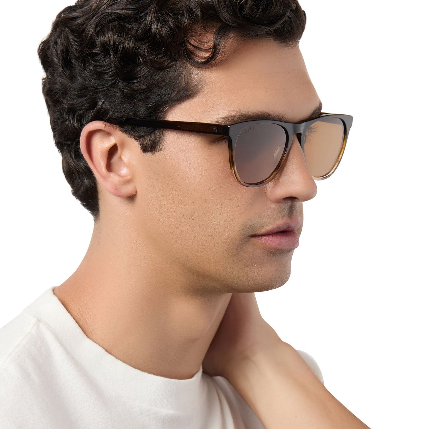 on model - male wearing diff eyewear darren square sunglasses with a mocha brown gradient acetate frame and brown polarized lenses angled view