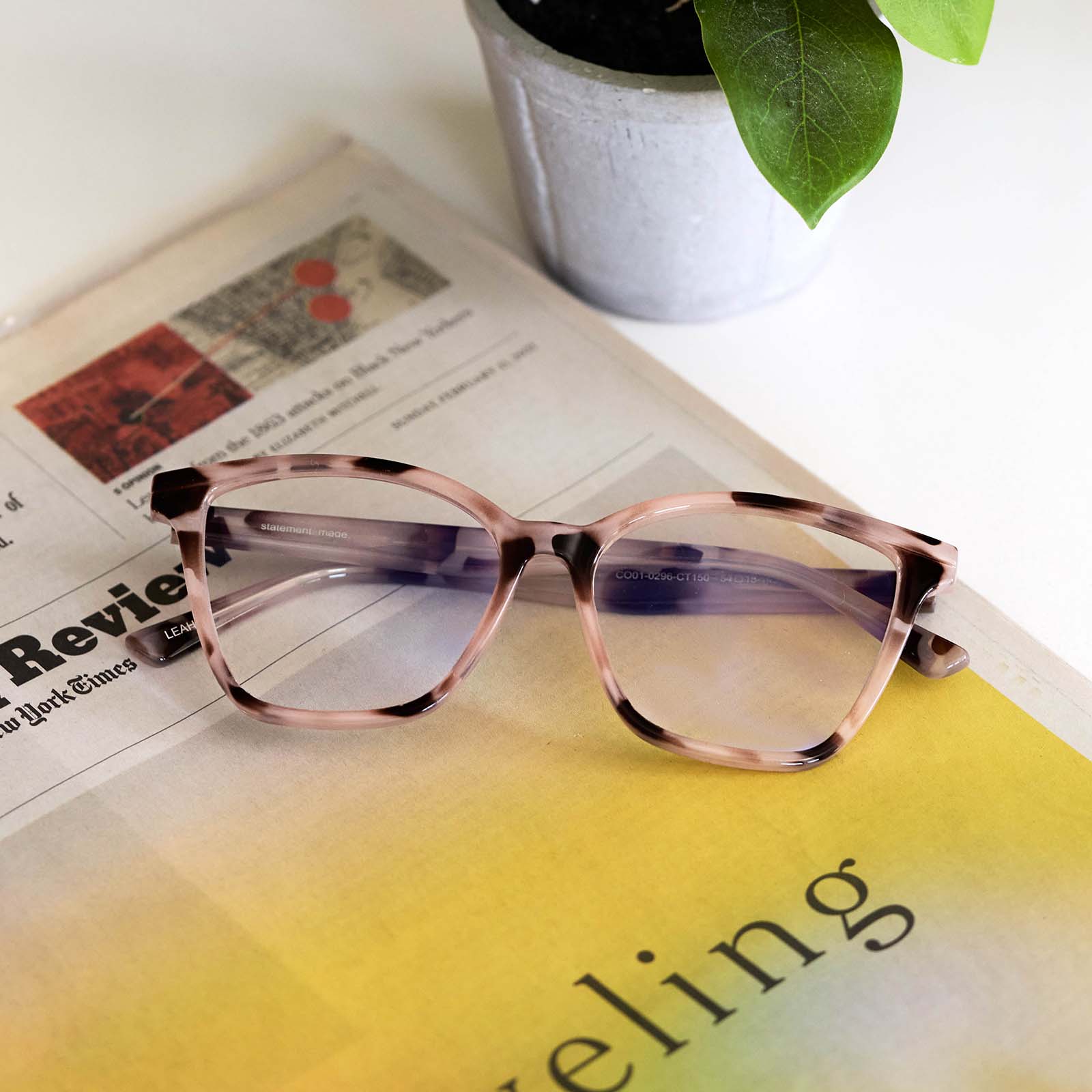 LEAH - CREAM TORTOISE + BLUE LIGHT READERS flatlay