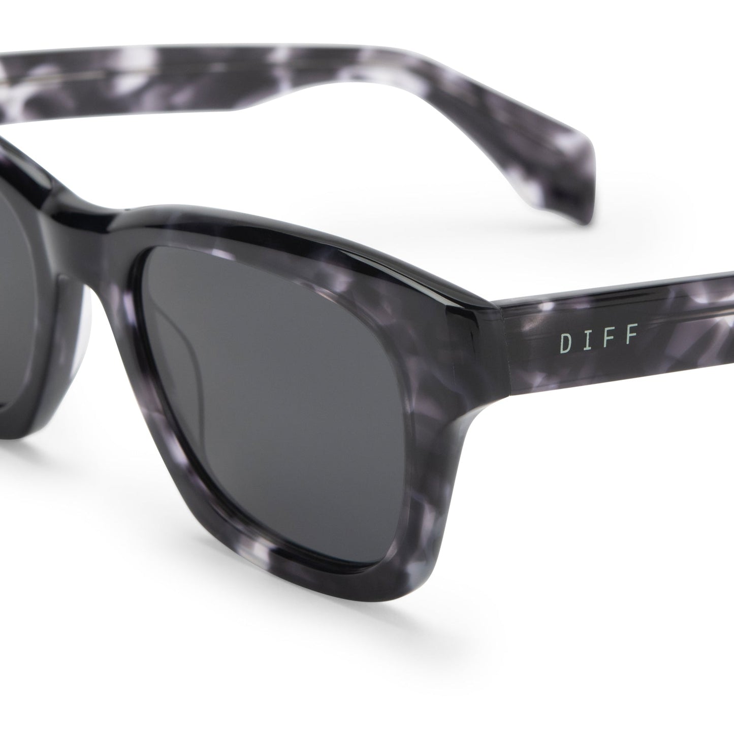 dean black marble and grey polarized lens detail