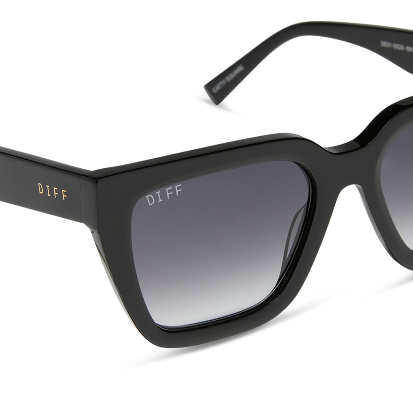 diff eyewear featuring the amara square sunglasses with a black frame and grey gradient lenses detailed view