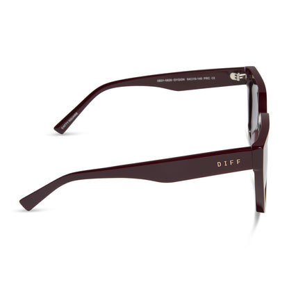 diff eyewear featuring the amara square sunglasses with a dark cherry lacquer frame and grey gradient lenses side view