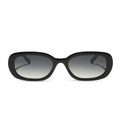 aspyn ovard x diff eyewear featuring the cove oval sunglasses with a black frame and grey gradient lenses front view