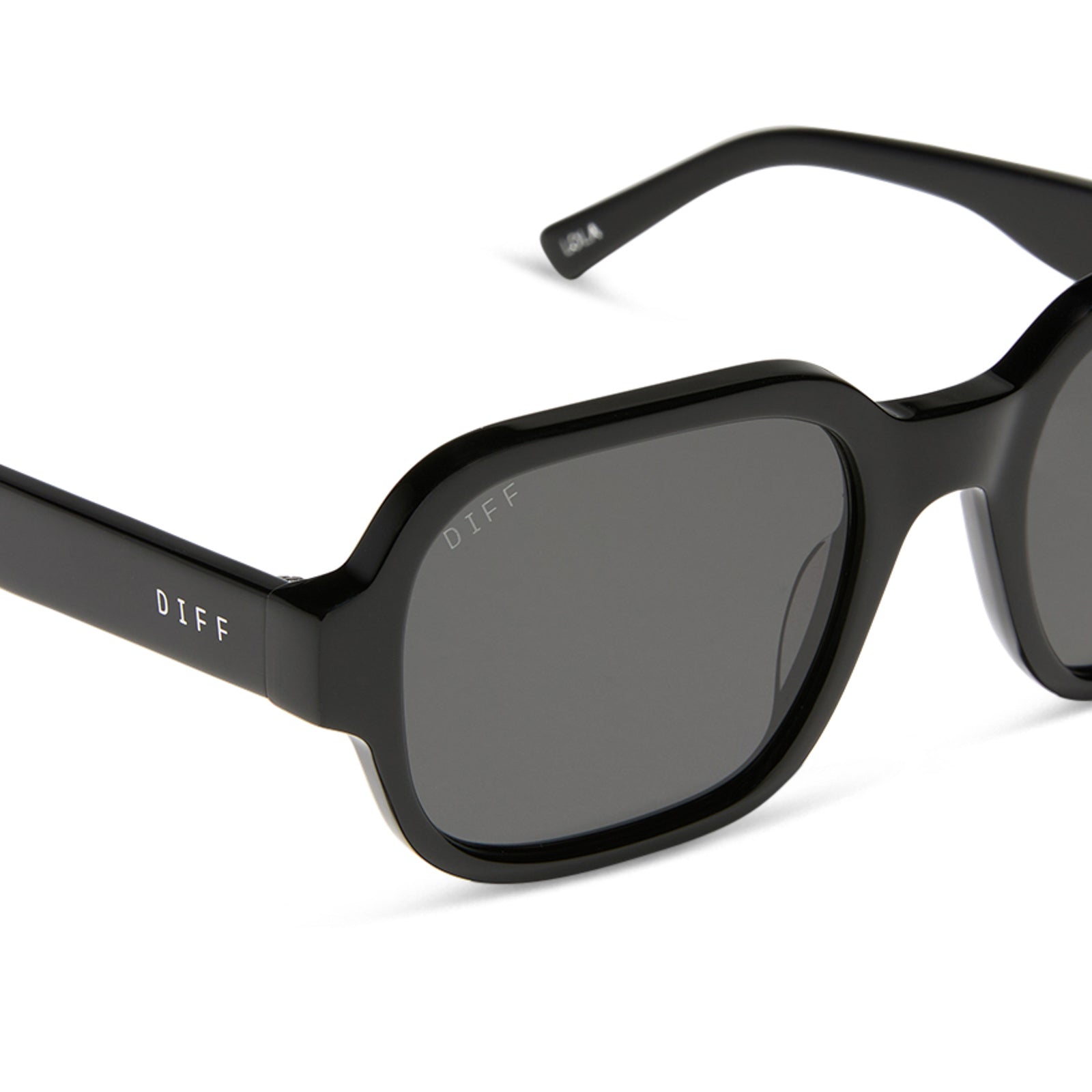 aspyn ovard x diff eyewear featuring the lola square sunglasses with a black frame and grey lenses detailed view