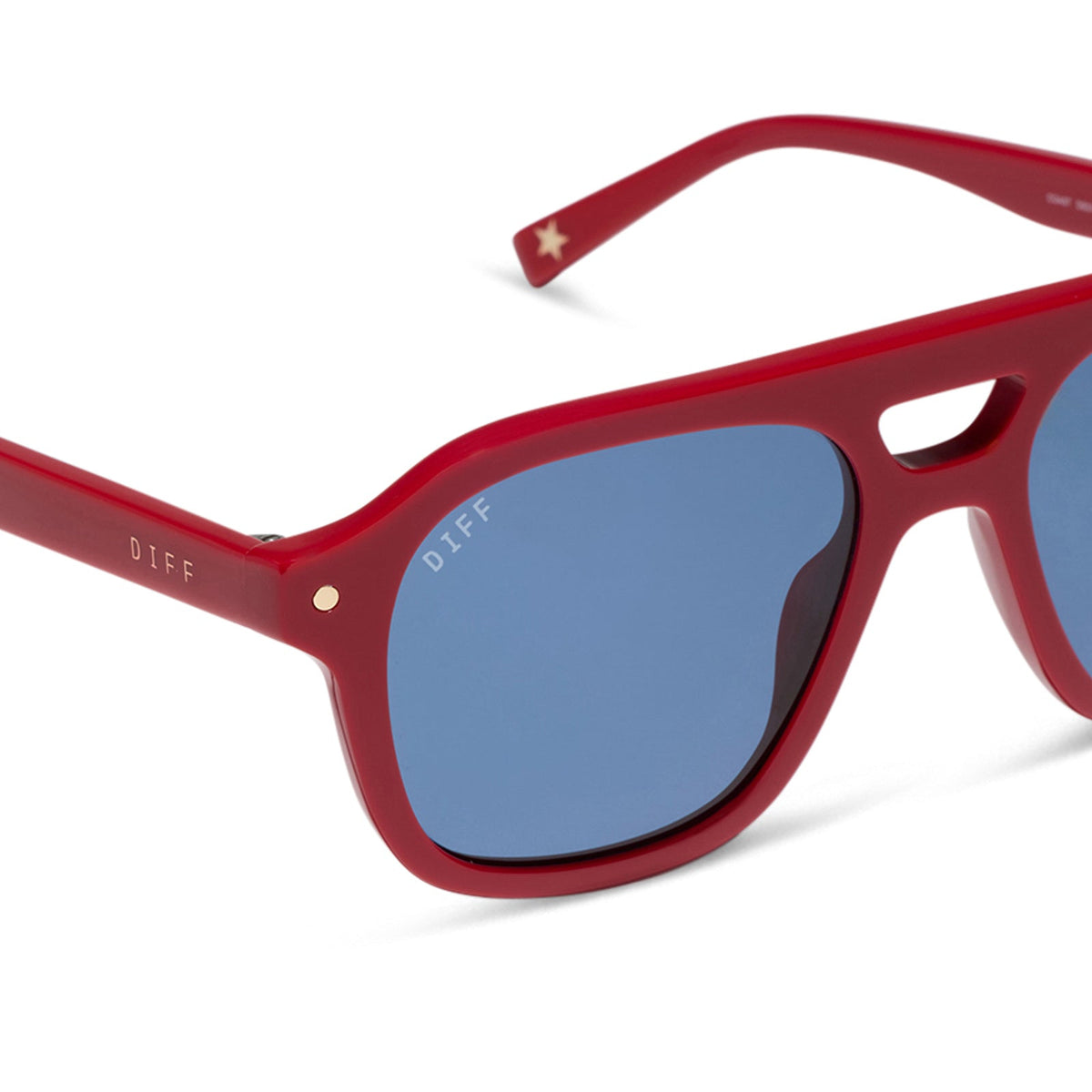 beach riot x diff eyewear the coast navigator sunglasses with a red acetate frame and navy blue lenses detailed view