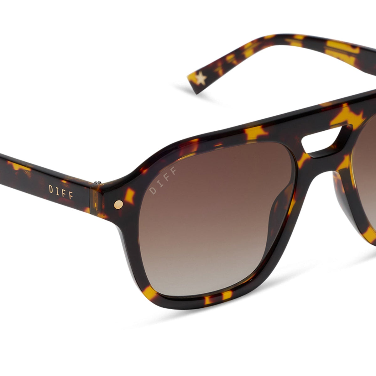 beach riot x diff eyewear the coast navigator sunglasses with a tortoise acetate frame and brown gradient lenses detailed view