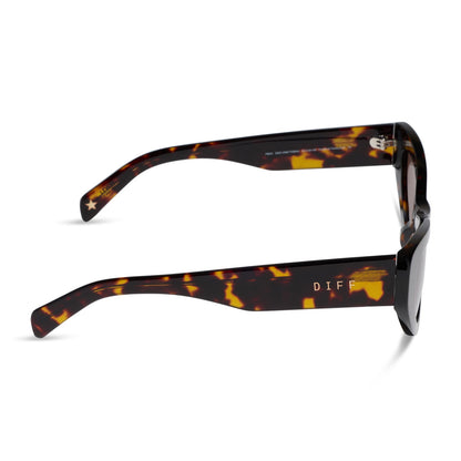beach riot x diff eyewear the mesa cat eye sunglasses with a tortoise acetate frame and brown lenses side view