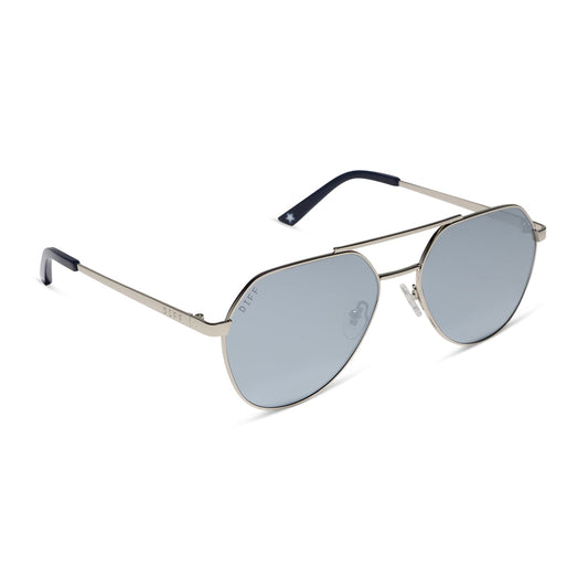 beach riot x diff eyewear the reserve aviator sunglasses with a silver metal frame and silver mirror lenses angled view