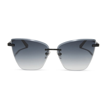 diff eyewear wholesale becky v cat eye sunglasses with a black frame and grey gradient lenses front view