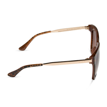 diff eyewear featuring the bella square sunglasses with a animal print frame and brown gradient lenses side view