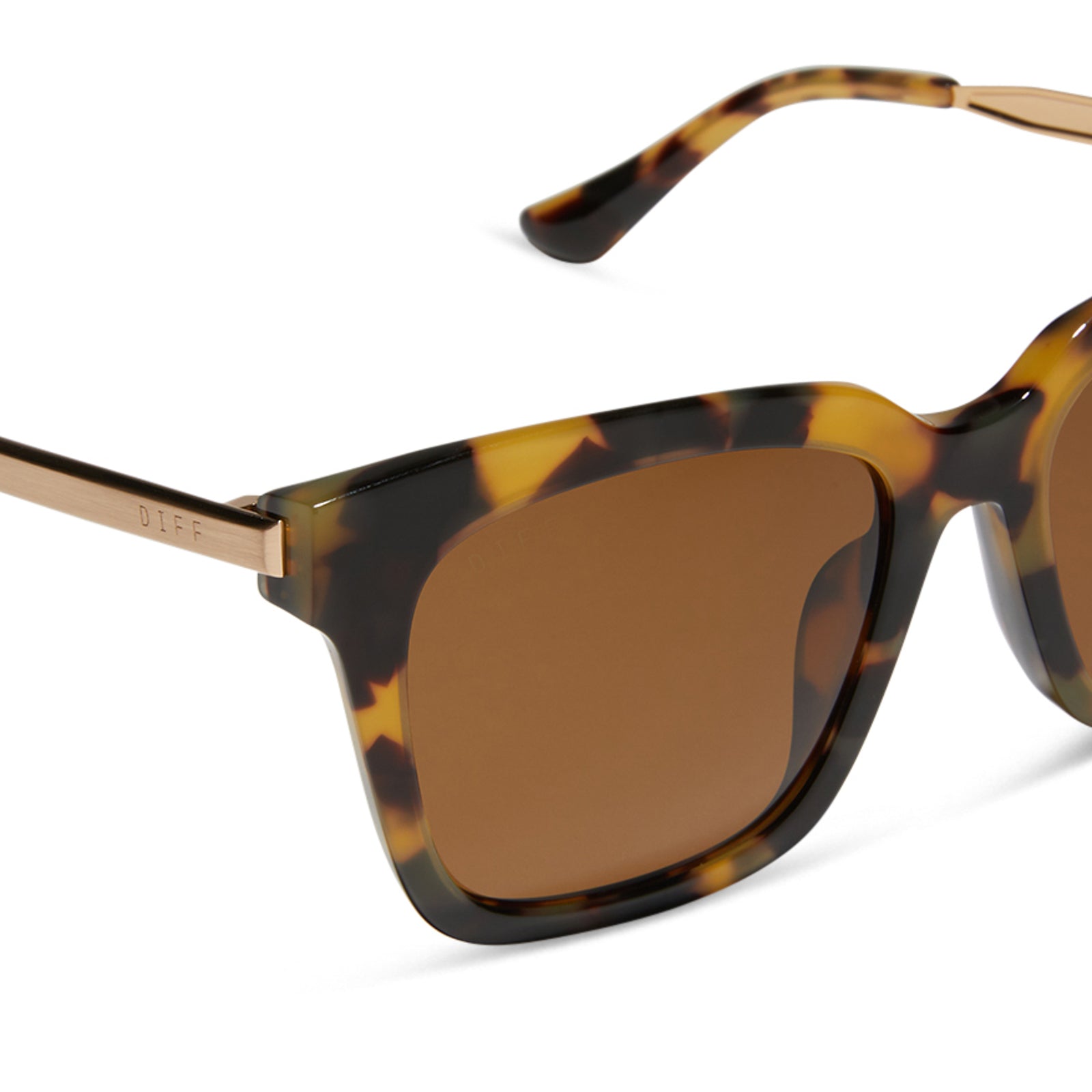 diff eyewear featuring the bella square sunglasses with a brown kombu frame and brown polarized lenses detailed view