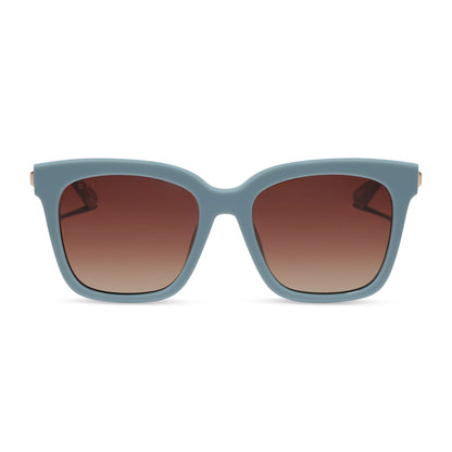 diff eyewear bella square oversized sunglasses with a dew drop blue frame, gold temples and brown gradient lenses front view